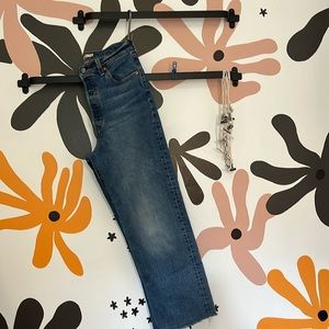 Levi’s Ribcage Straight Jeans Size 29